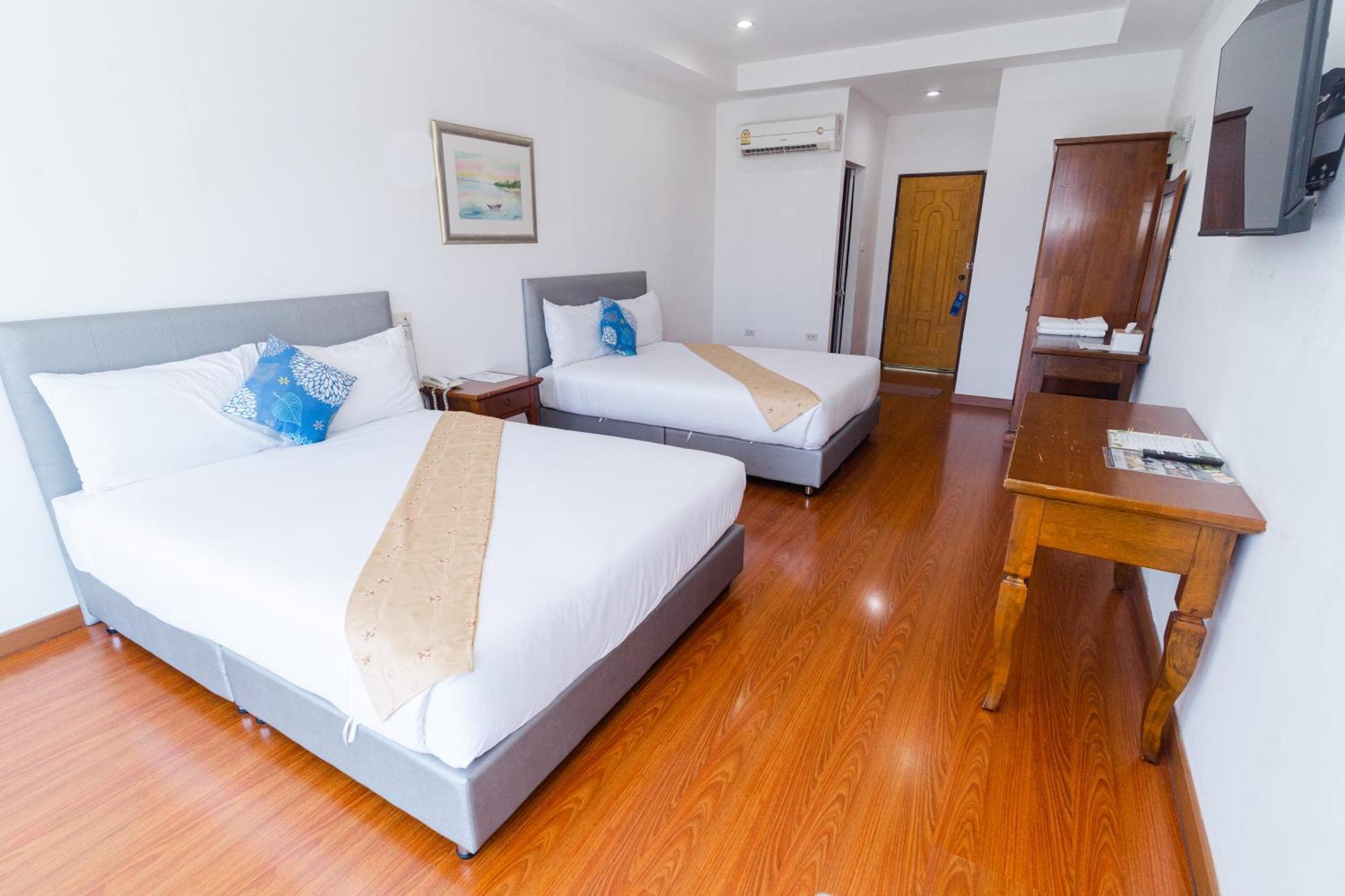 Baan Suan Khun Ta And Golf Resort Ubon Ratchathani Exterior foto