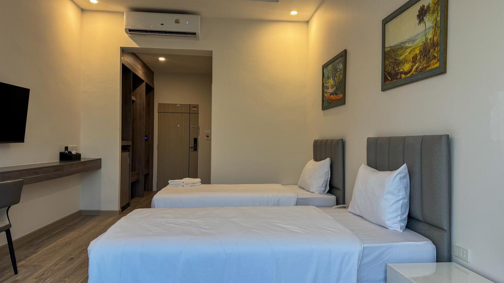 Baan Suan Khun Ta And Golf Resort Ubon Ratchathani Exterior foto